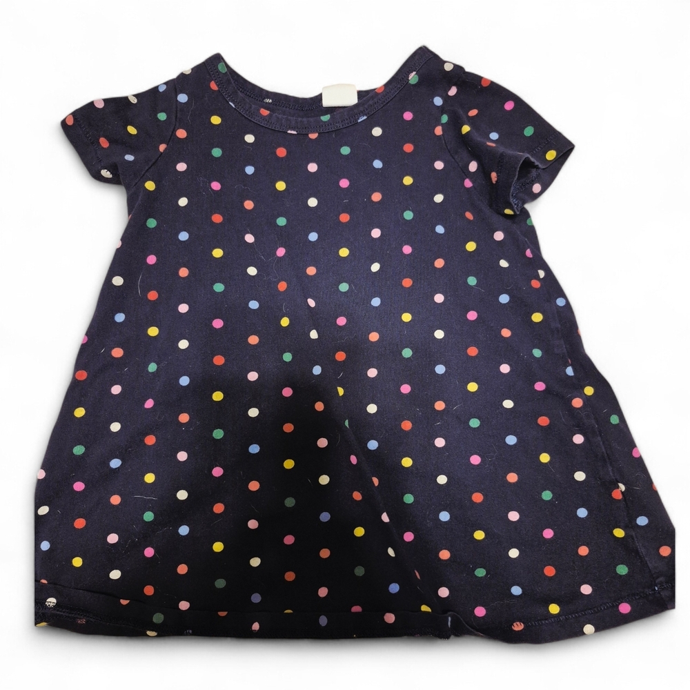 ⭐️⭐️5/$15 GAP Navy Shirt with Multicolor Dots